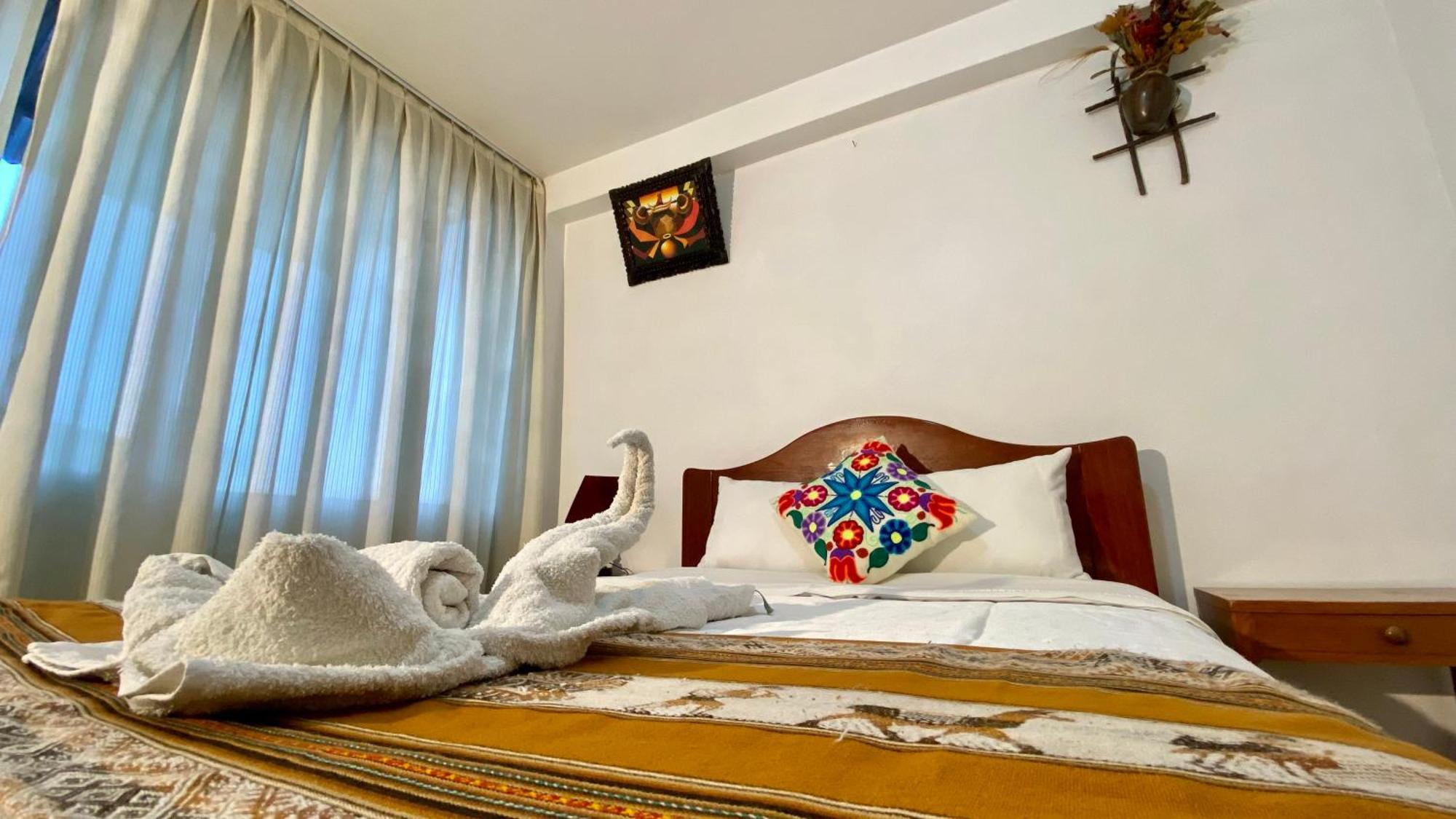 Amira'S House Cusco Bed & Breakfast Ngoại thất bức ảnh