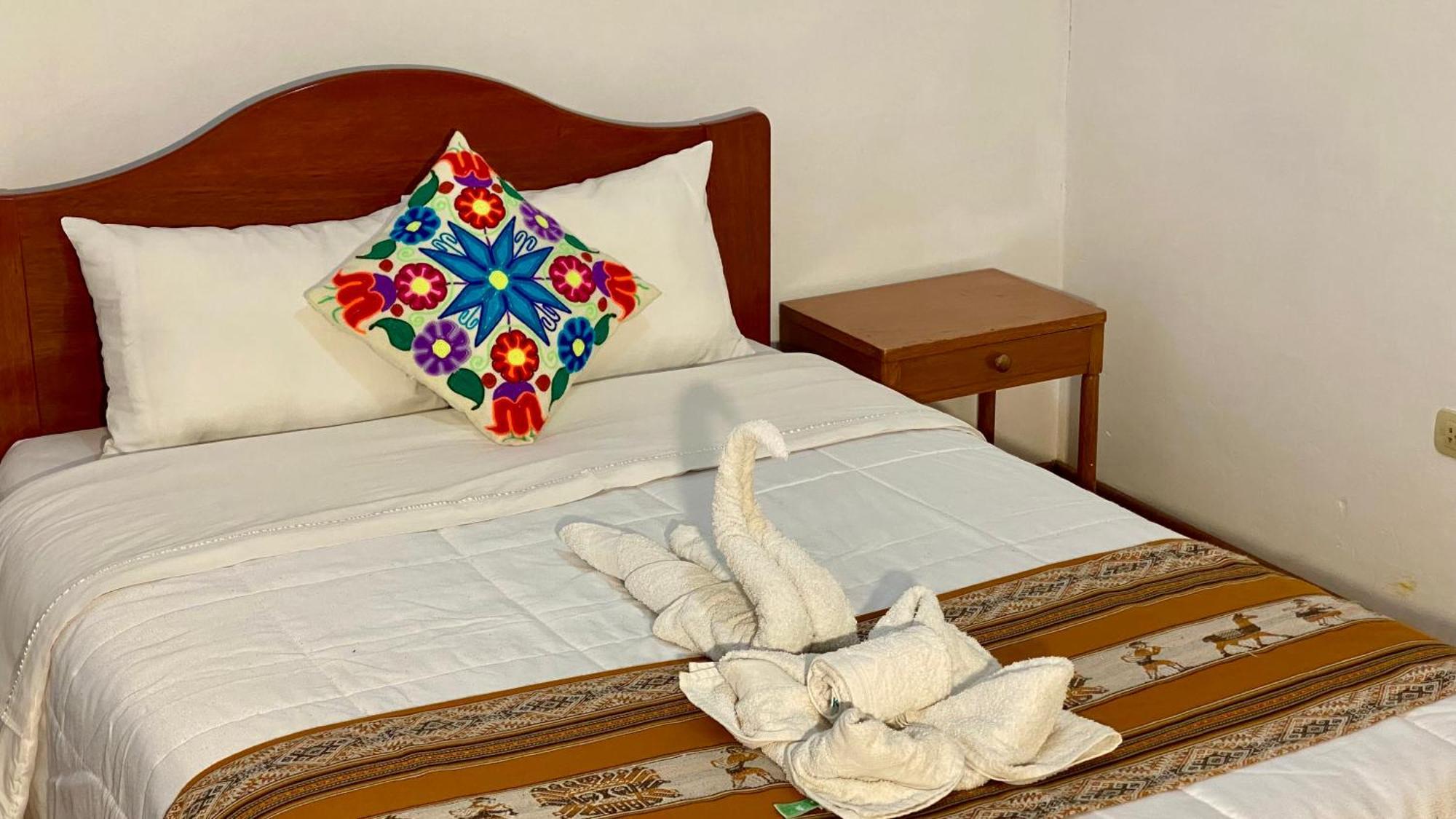 Amira'S House Cusco Bed & Breakfast Ngoại thất bức ảnh