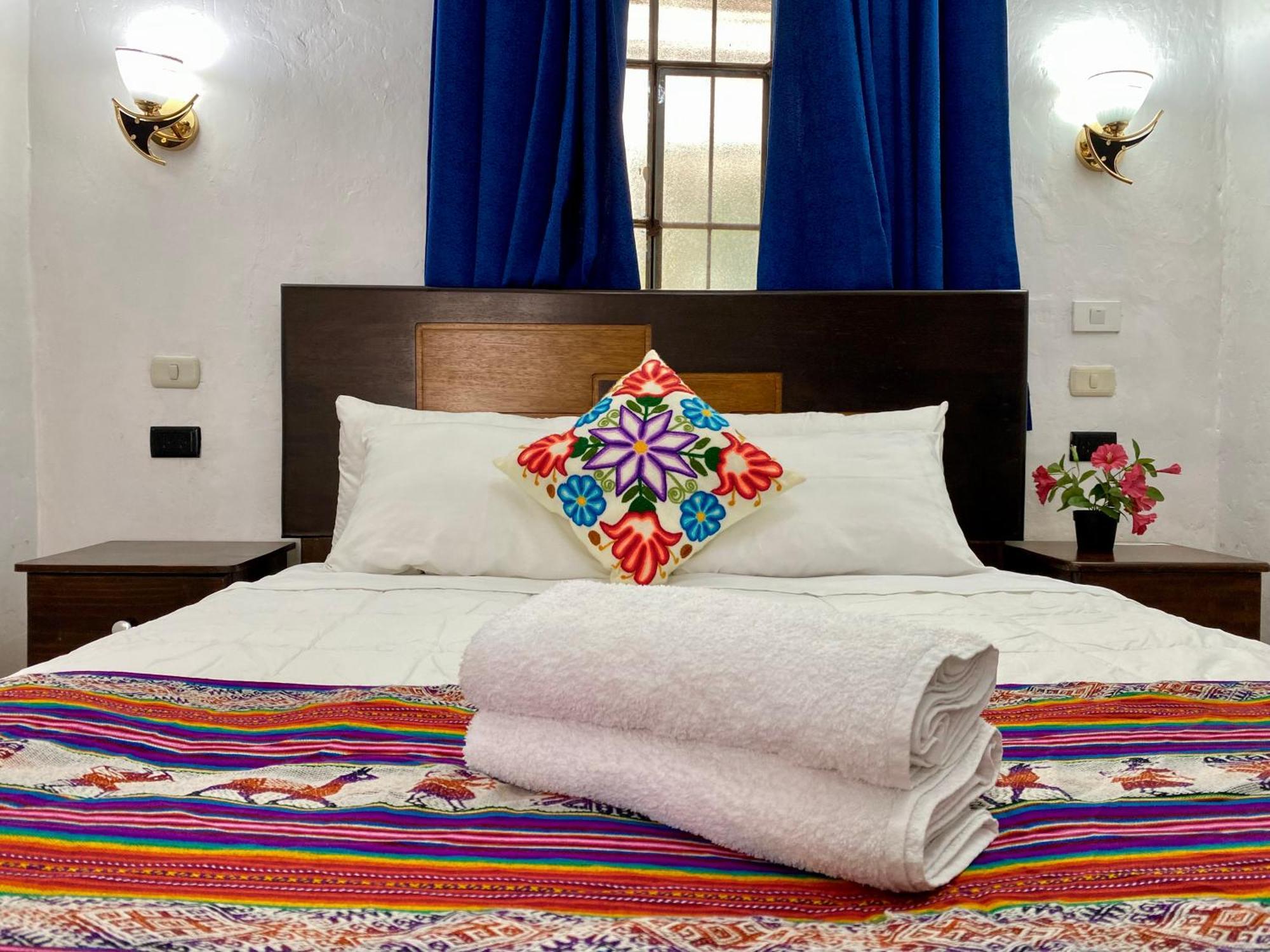 Amira'S House Cusco Bed & Breakfast Ngoại thất bức ảnh